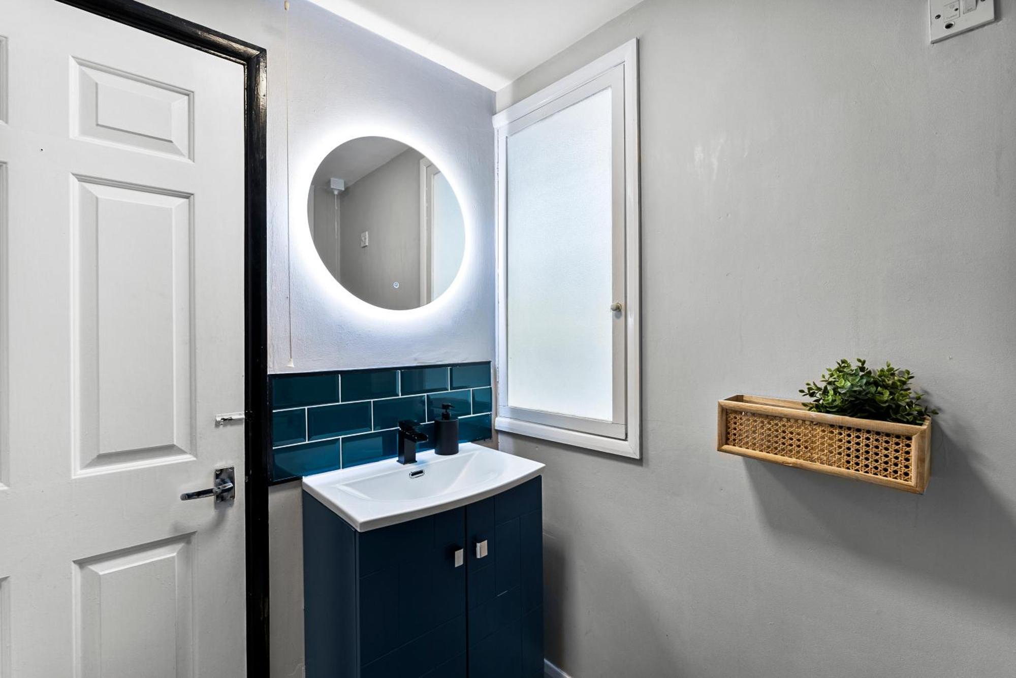 30 Percent Off! Elegant Cottage Of Whitby - Sleeps 5 Екстериор снимка