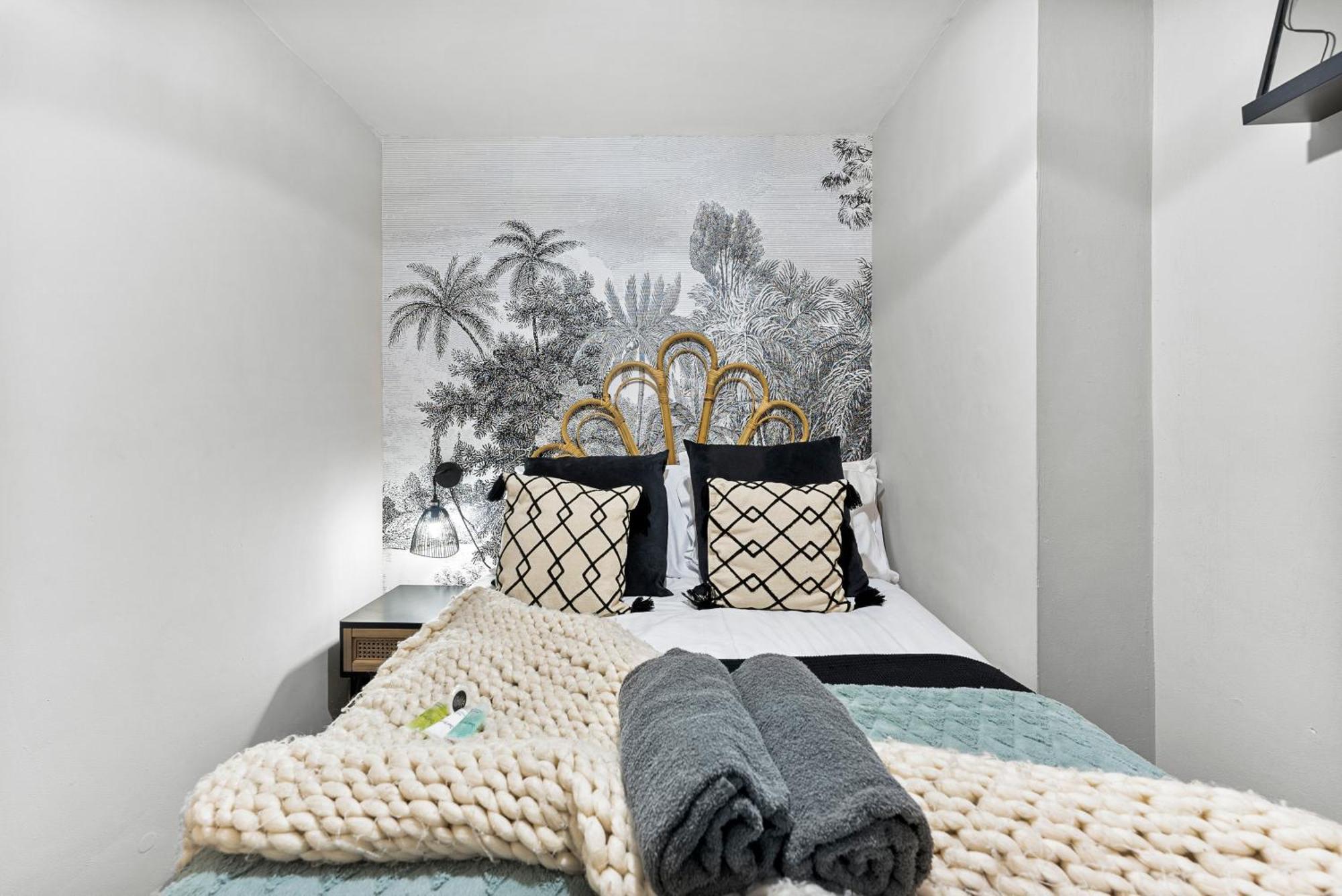 30 Percent Off! Elegant Cottage Of Whitby - Sleeps 5 Екстериор снимка