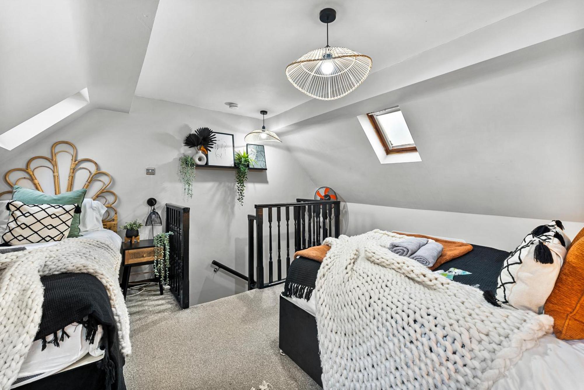 30 Percent Off! Elegant Cottage Of Whitby - Sleeps 5 Екстериор снимка
